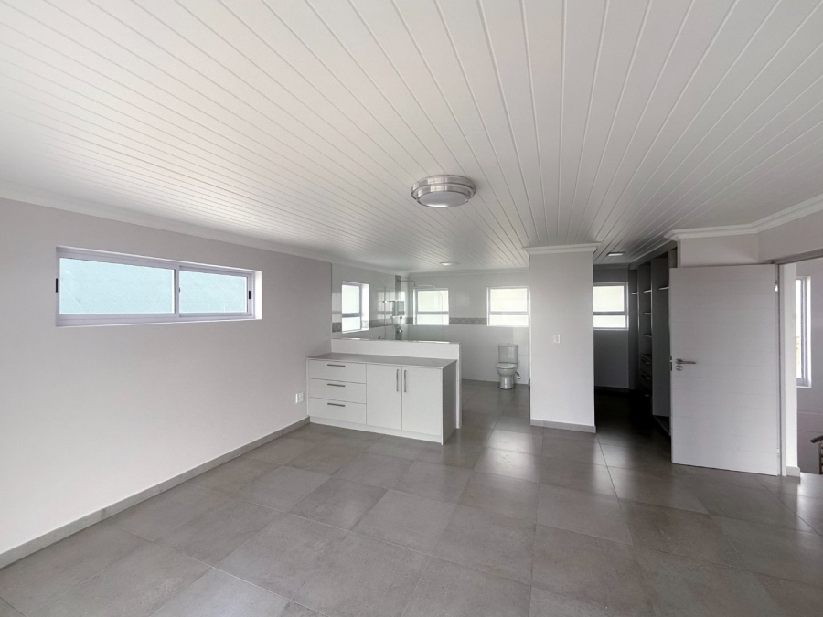 4 Bedroom Property for Sale in Da Gama Bay Western Cape